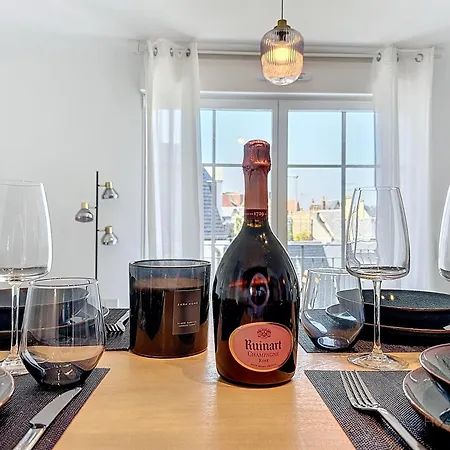 Opale Yourhosthelper