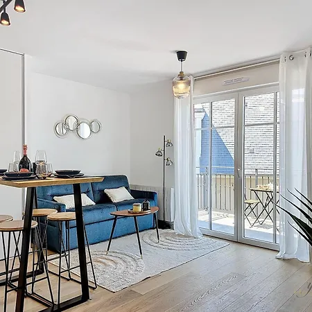 Opale Yourhosthelper *