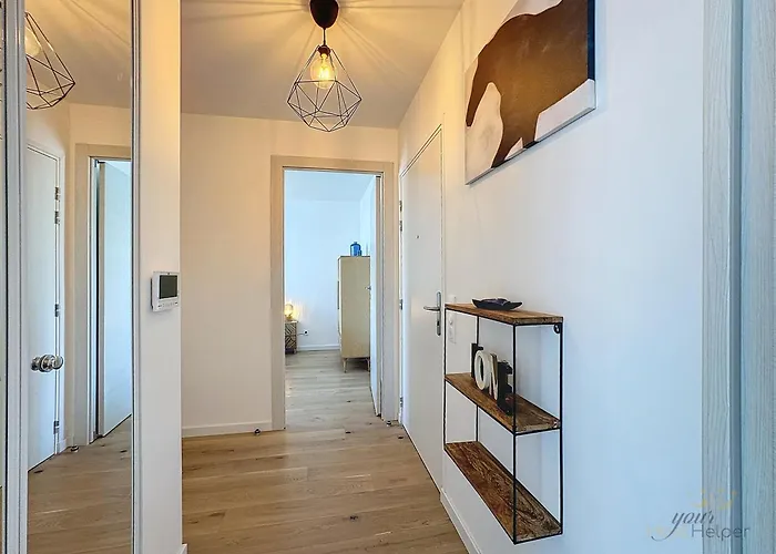 Opale Yourhosthelper *