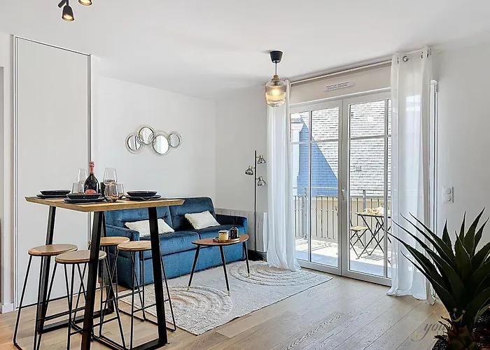 Opale Yourhosthelper *